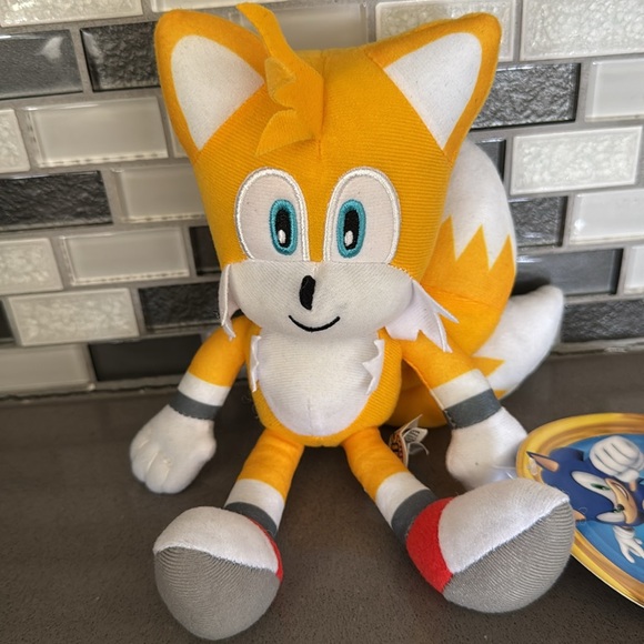 SEGA Sonic The Hedgehog MILES “TAILS” PROWER Plush / Limited Edition / 9” / NEW - Picture 5 of 15